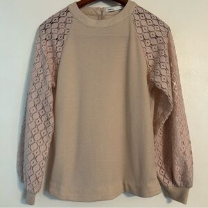 Blush Pink Lace Long Sleeves Women's Top Size Small Feminine Romantic Coquette